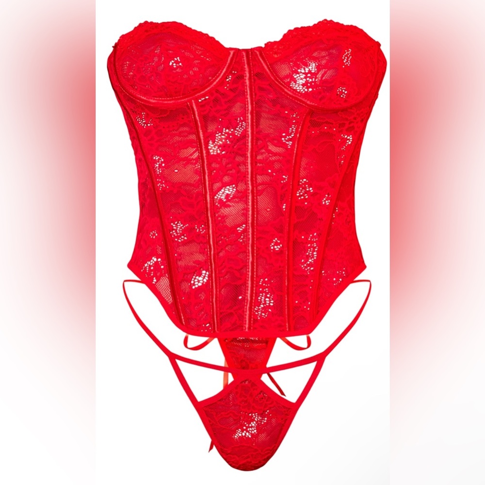 NWT, PrettyLittleThing Sexy Red Luxe Lace Up Corset & Thong, Size M